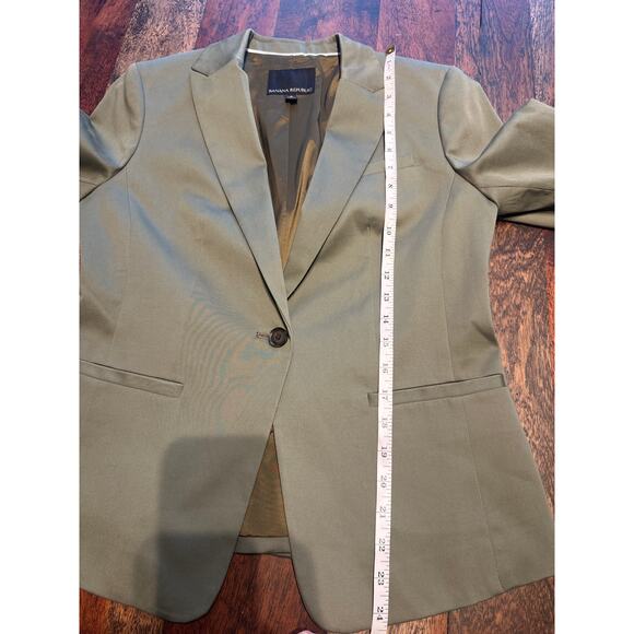 Banana Republic Long and Lean Green Blazer, Size 4 - Picture 6 of 8